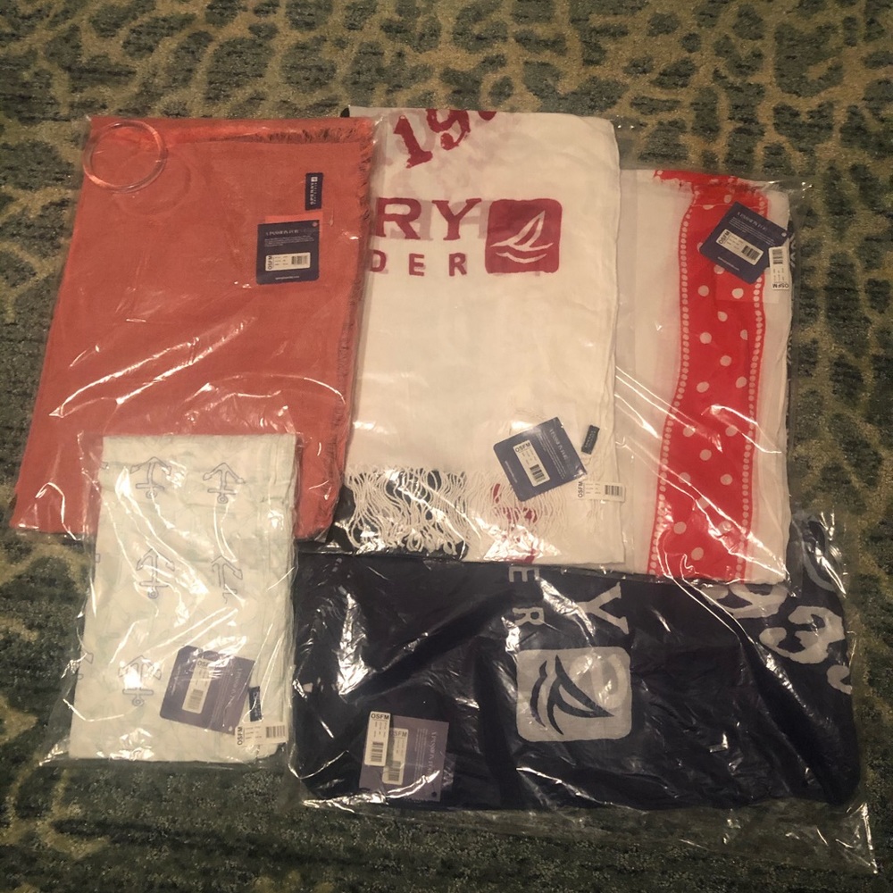 Sperry Scarf Bundle NWT